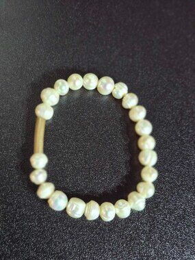 Freshwater Pearl Stretch Bracelet with Gold Bar Accent • Minimalist Boho